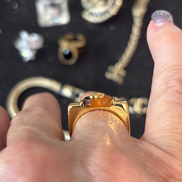 🎁Gold and Amber Gemstone Brown Women's Ring stamped and Ready to have a new Home - Picture 3 of 6